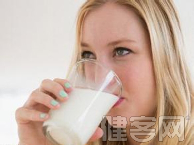每天一斤奶少得糖尿病